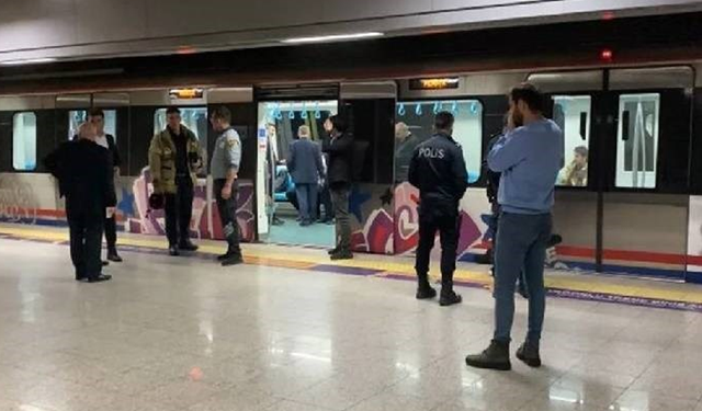 Marmaray'da intihar girişimi! Trenin önüne atladı