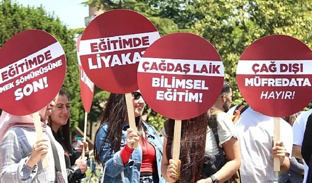 MEB'ten öğrenci velilerine “Maarif Modeli” kursları