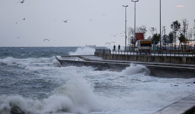 AKOM'dan kuvvetli yağış ve fırtına uyarısı