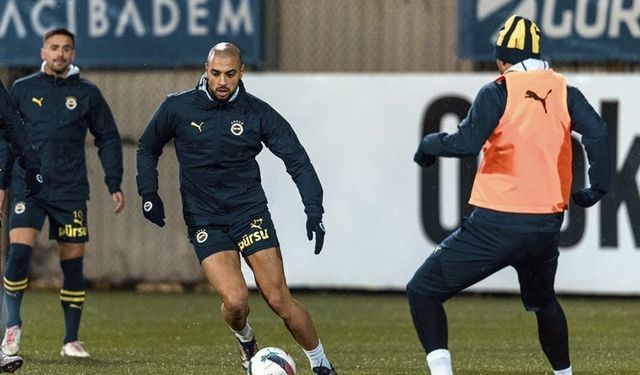 Fenerbahçe'de iki futbolcu ceza sınırında