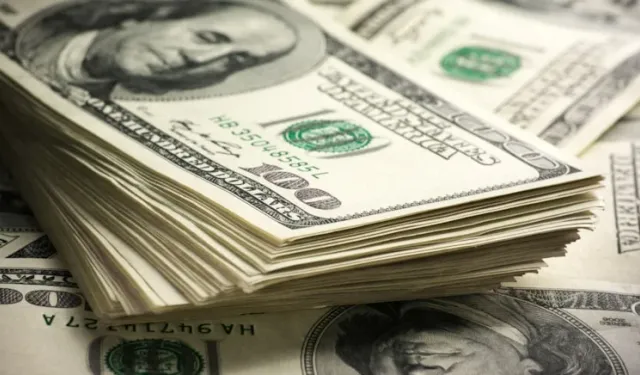 Dövizde hareketlilik: Dolar ve Euro güne nasıl başladı?