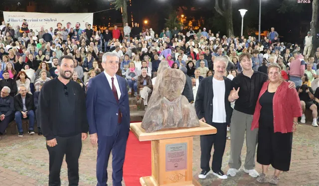 Kıyıya vuran Lenin heykeli, Akçakoca'da sergileniyor