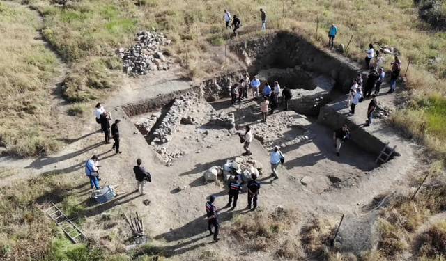 Yozgat’taki Uşaklı Höyük kazılarında Hititlere ait gizem gün yüzüne çıkarılıyor