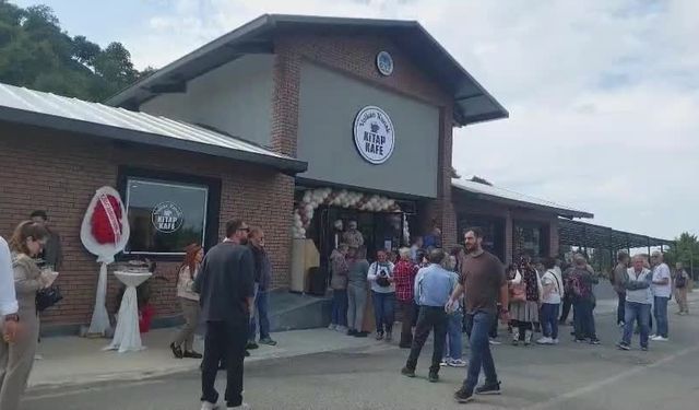 Fındıklı’da, "Volkan Konak Kitap Kafe" açıldı