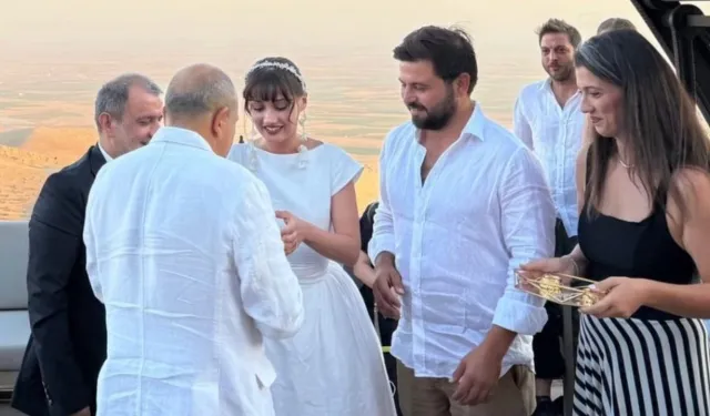 Sevda Erginci Mardin'de nişanlandı