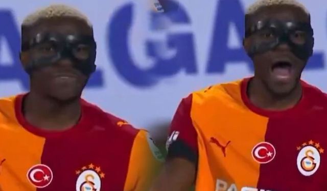 Osimhen 4-0'lık maçta takım arkadaşına patladı