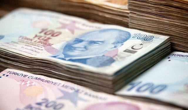 Emekli ve memur maaşlarında yeni tablo! Zam oranı ve fark ödemesi tarihi netleşti