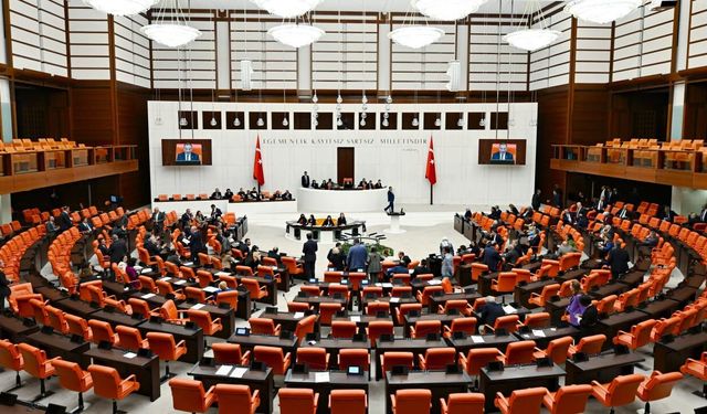 Seçim öncesi kritik trafik: 3 parti anlaştı, 3 parti masada