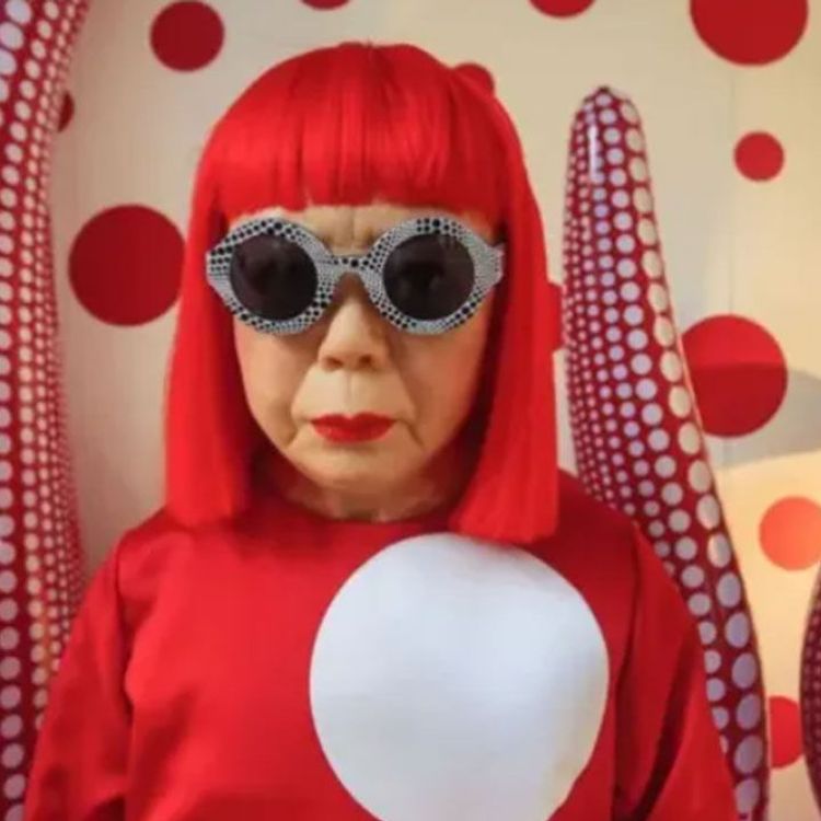 Dünyaca ünlü Japon avangart sanatçı Yayoi Kusama hayatını kaybetti