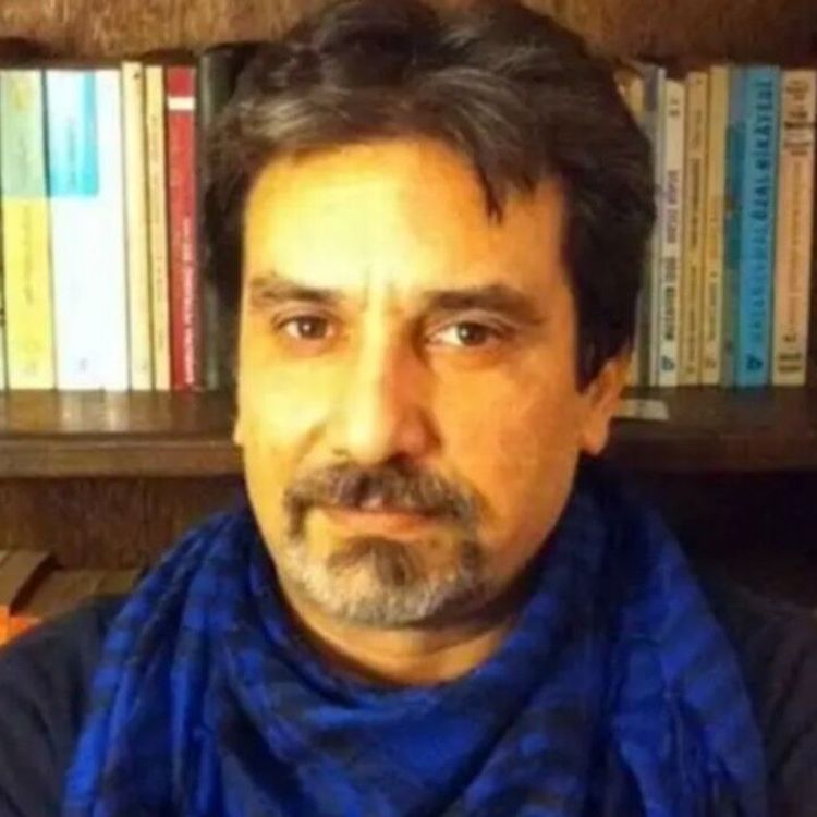 Yazar Burak Eldem hayatını kaybetti