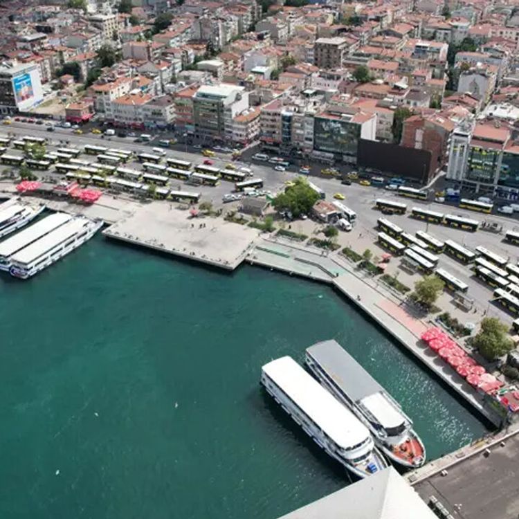Kadıköy Rıhtım'da yeni dönem! Otobüs peronları taşınıyor