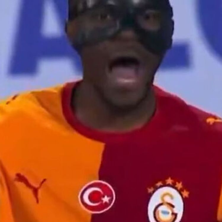 Osimhen 4-0'lık maçta takım arkadaşına patladı