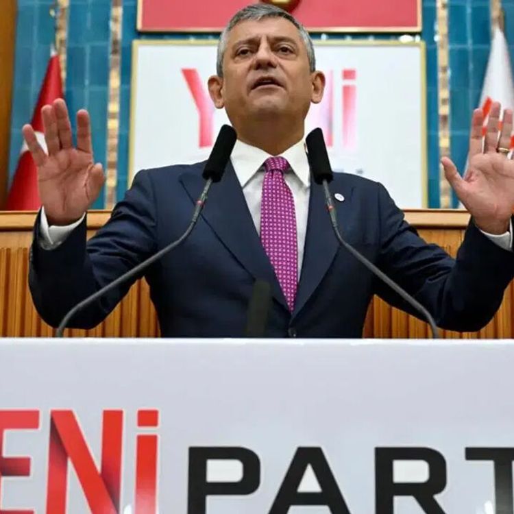 Özgür Özel İtalyan basınına konuştu: YENİ Parti işte bu itirazdan doğdu