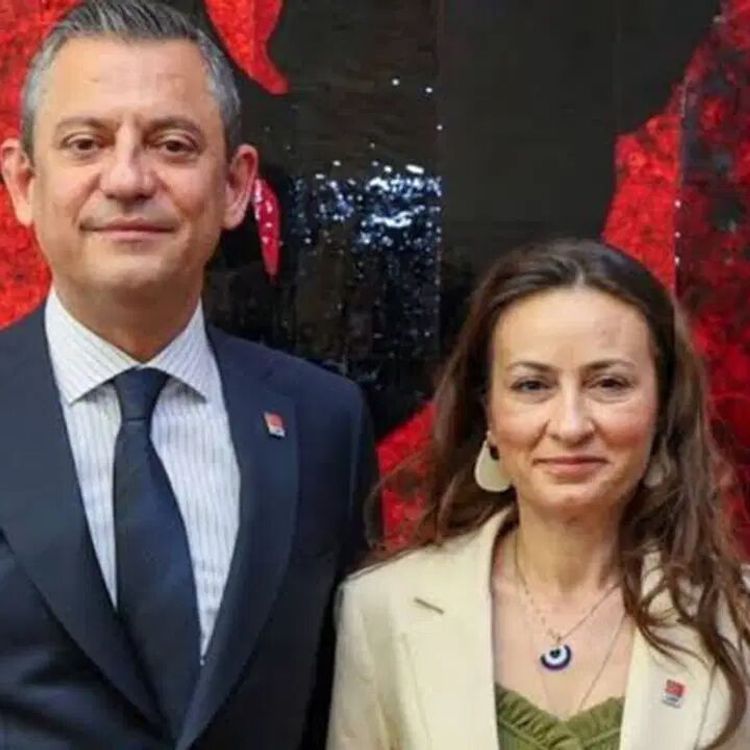 Son dakika... YENİ Parti Manisa İl Başkanı Özalper gözaltına alındı