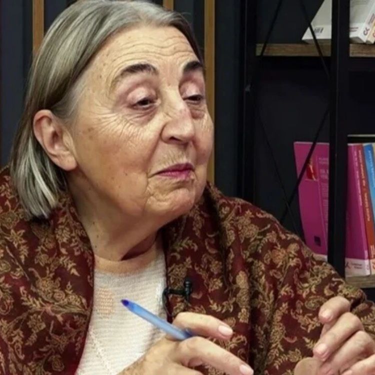 Cumhuriyet yazarı Şükran Soner hayatını kaybetti