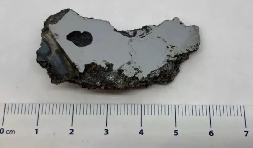 Dünyada olmayan iki yeni mineral keşfedildi