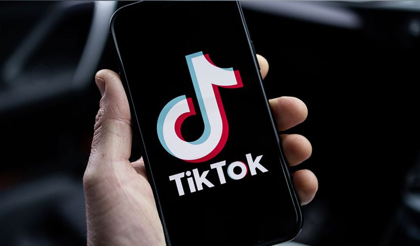 ABD'li TikTok fenomeni, nadir görülen bir kanser türü nedeniyle öldü