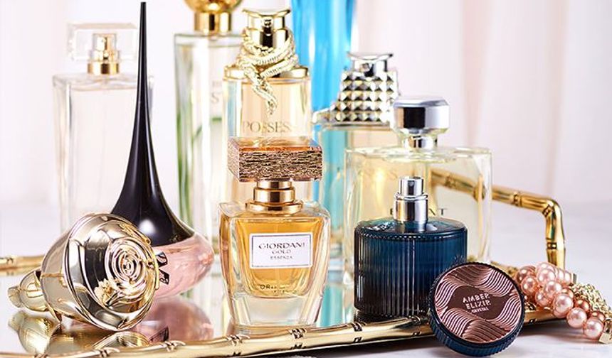 2023'ün çok çekici az bilinen kadın parfümleri!