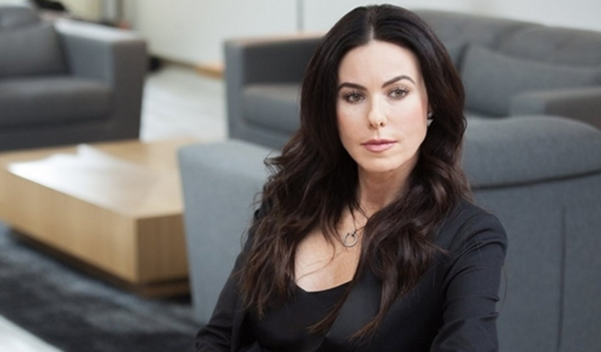 Ünlü sunucu Defne Samyeli, yapay zekanın kurbanı oldu!