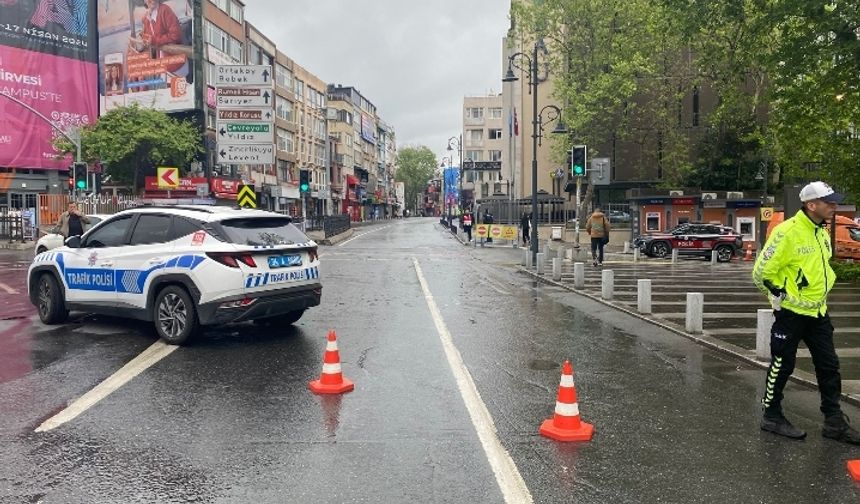 İstanbul'da "yarı maraton" nedeniyle bazı yollar trafiğe kapatıldı