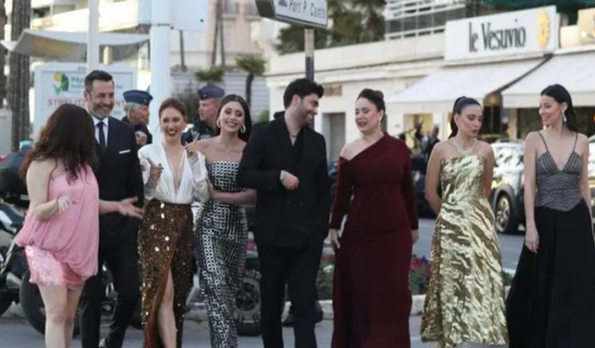 Kızılcık Şerbeti'nin oyuncuları Cannes'da