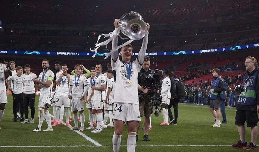 Xabi Alonso'dan Arda Güler açıklaması: Milli oyuncuya övgü!