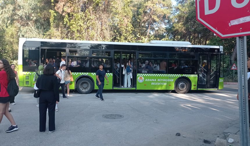 Adana'da öğrencilere müjde! '' Abonman Kart''ile ulaşımda ücret yarıya inecek