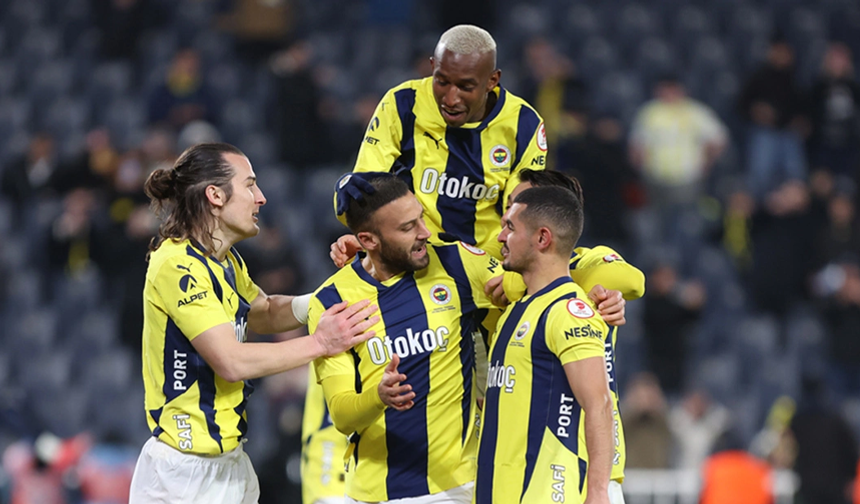 Başakşehir - Fenerbahçe 11'ler belli oldu