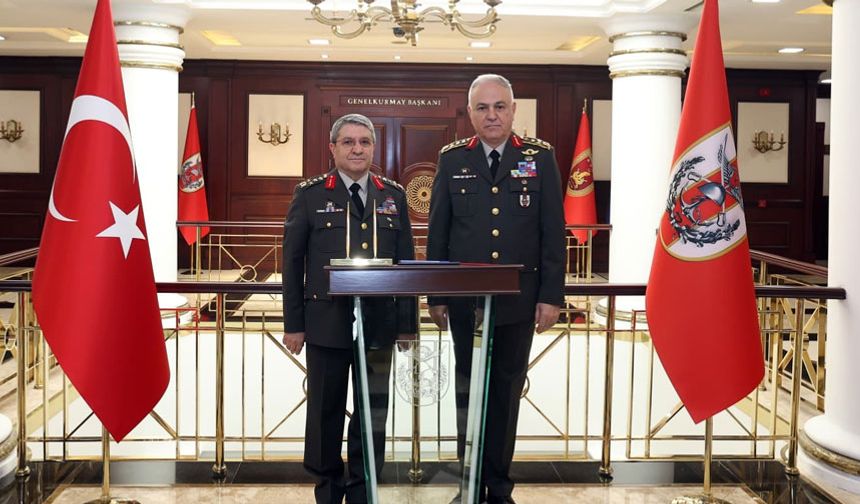 Genelkurmay Başkanlığı ve Kara Kuvvetleri Komutanlığı'nda devir teslim töreni