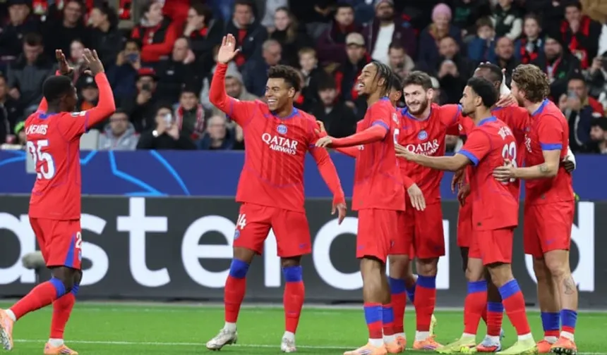 Şampiyonlar Ligi'nde tarihi skor! 9 gol, 2 kırmızı kart