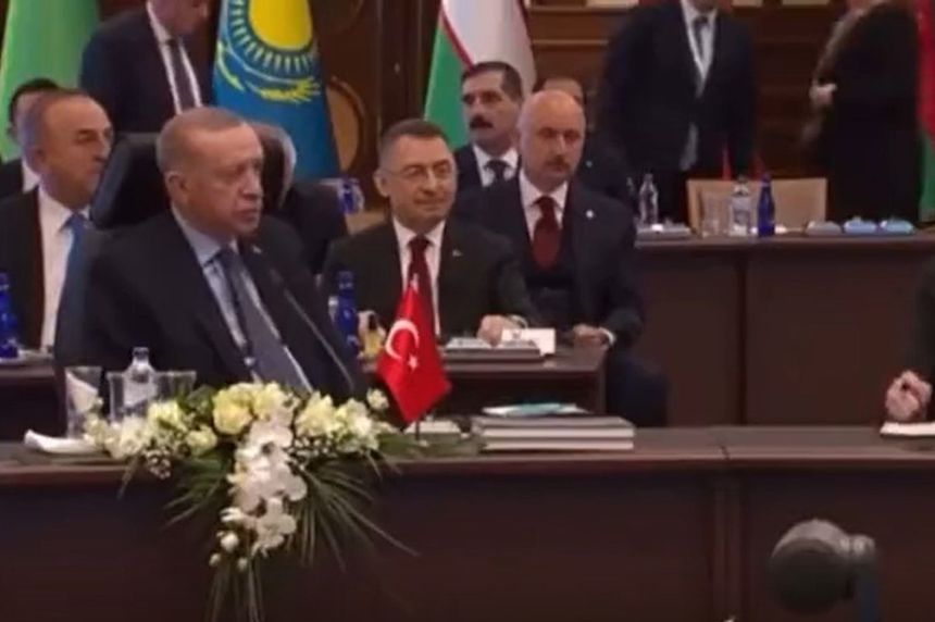 Erdoğan, Bakan Muş'u azarladı! 'O ne biçim imza ya'