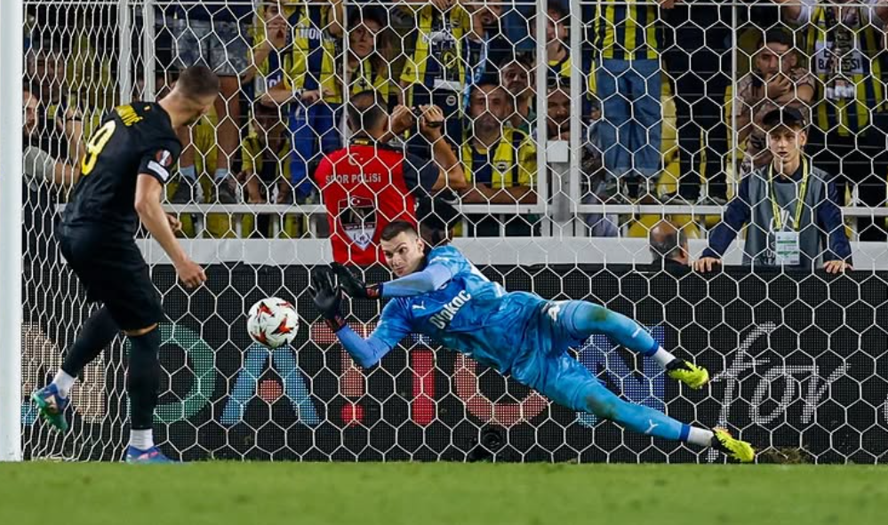 Livakovic Fenerbahçe