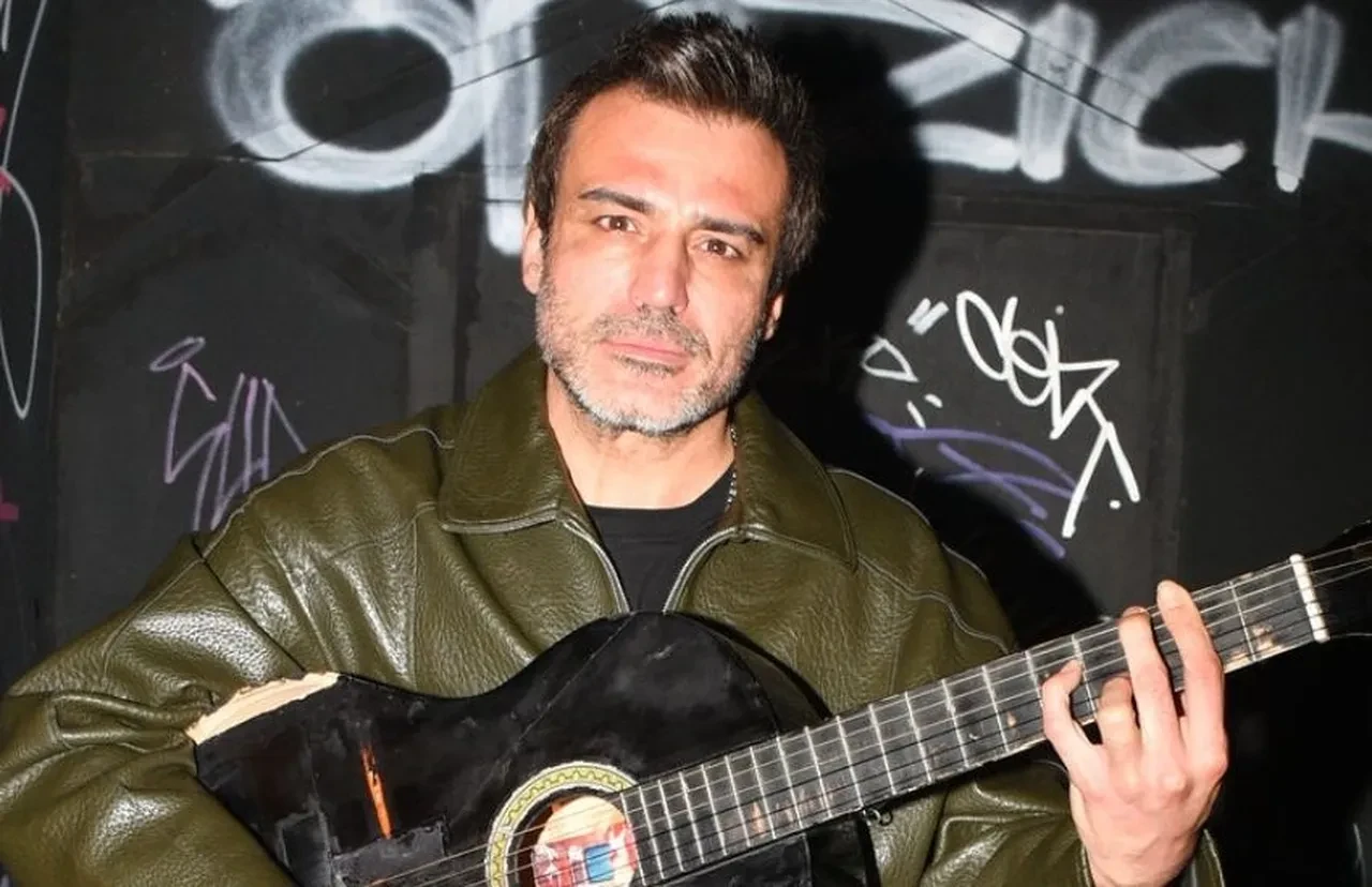 Popstar Riza Tamer Kimdir 1