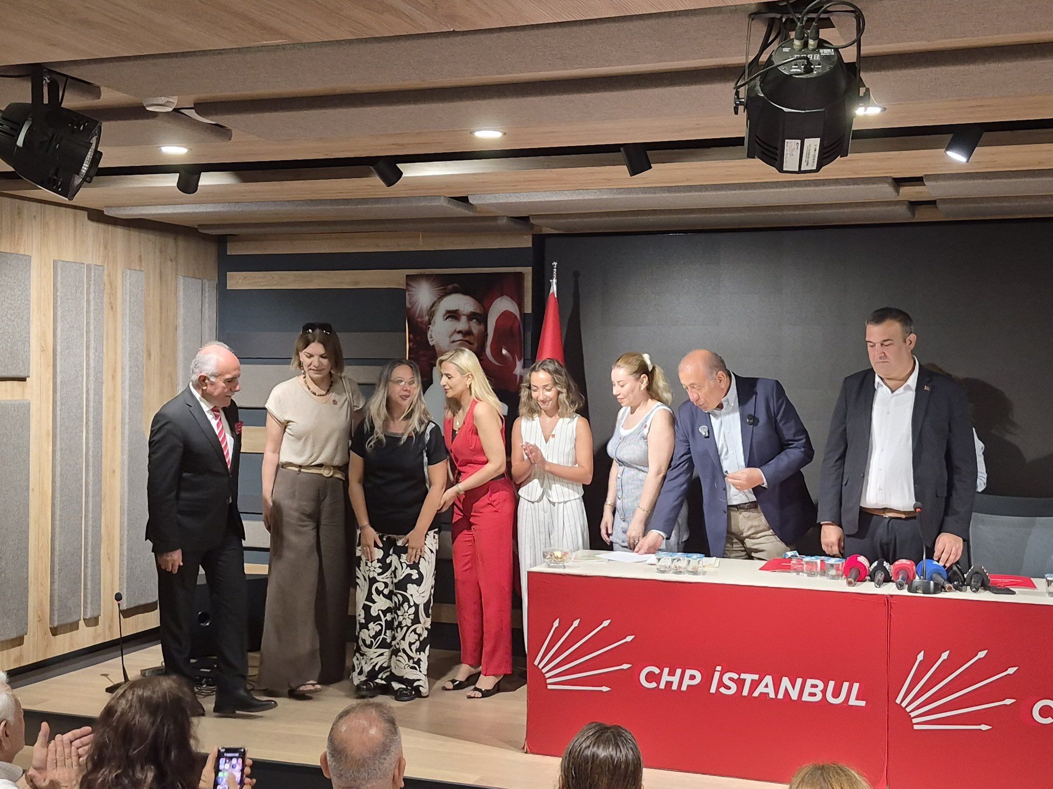 Chp Istanbul Uye Katilim 1