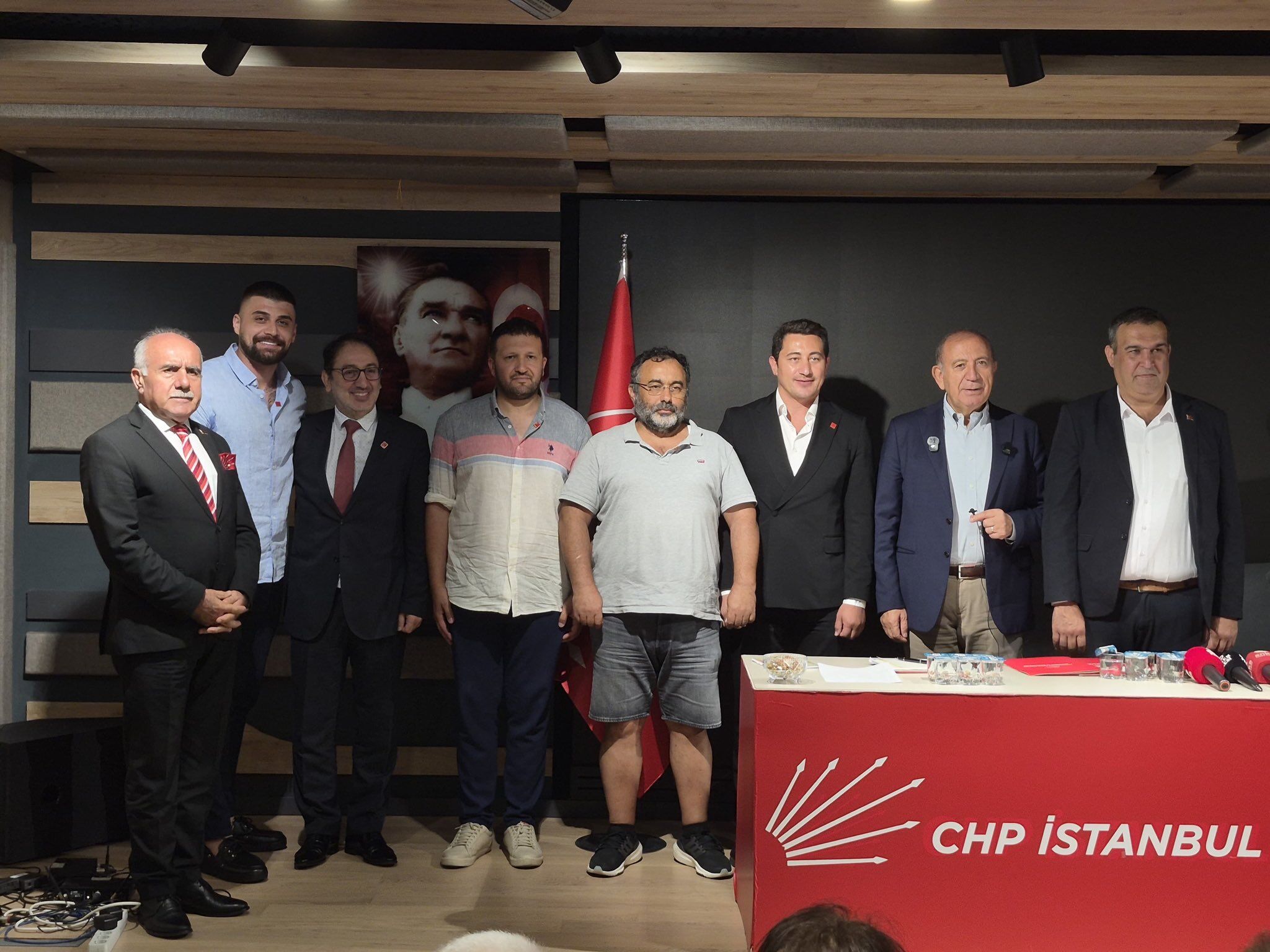 Chp Istanbul Uye Katilim 2