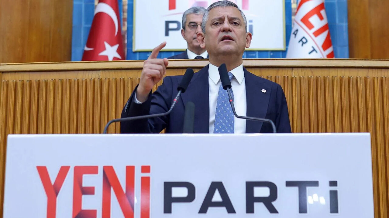 Y E N İ P